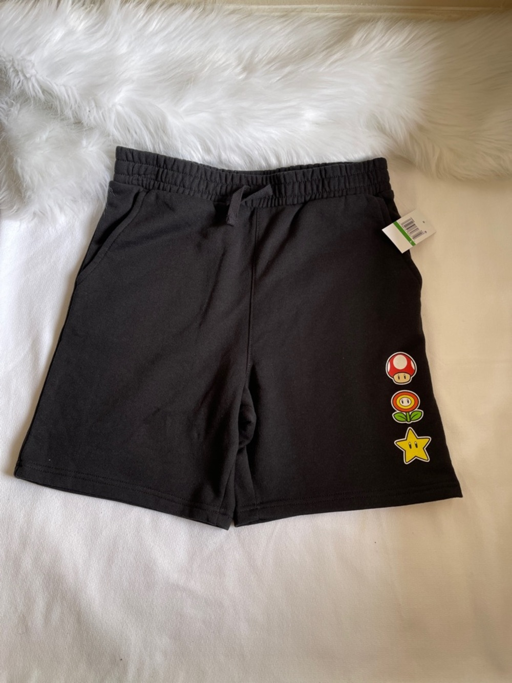 Nintendo  Kids  Boys Shorts features a Nintendo Super Mario Graphic NWT.